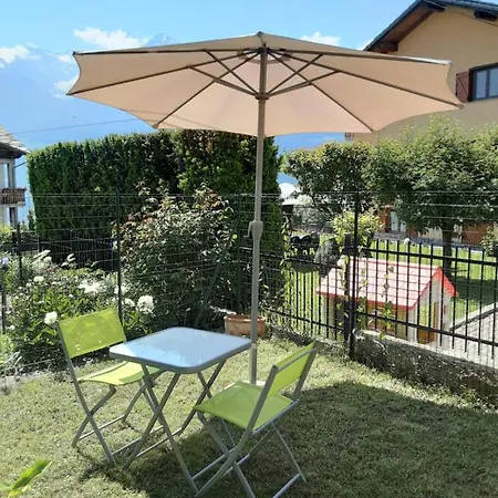 La Petite Maisonnette Apartment *